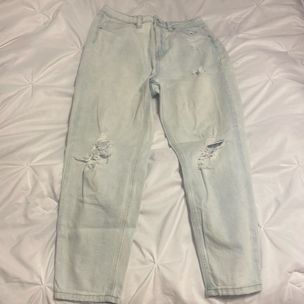 Straight leg light washed jeans